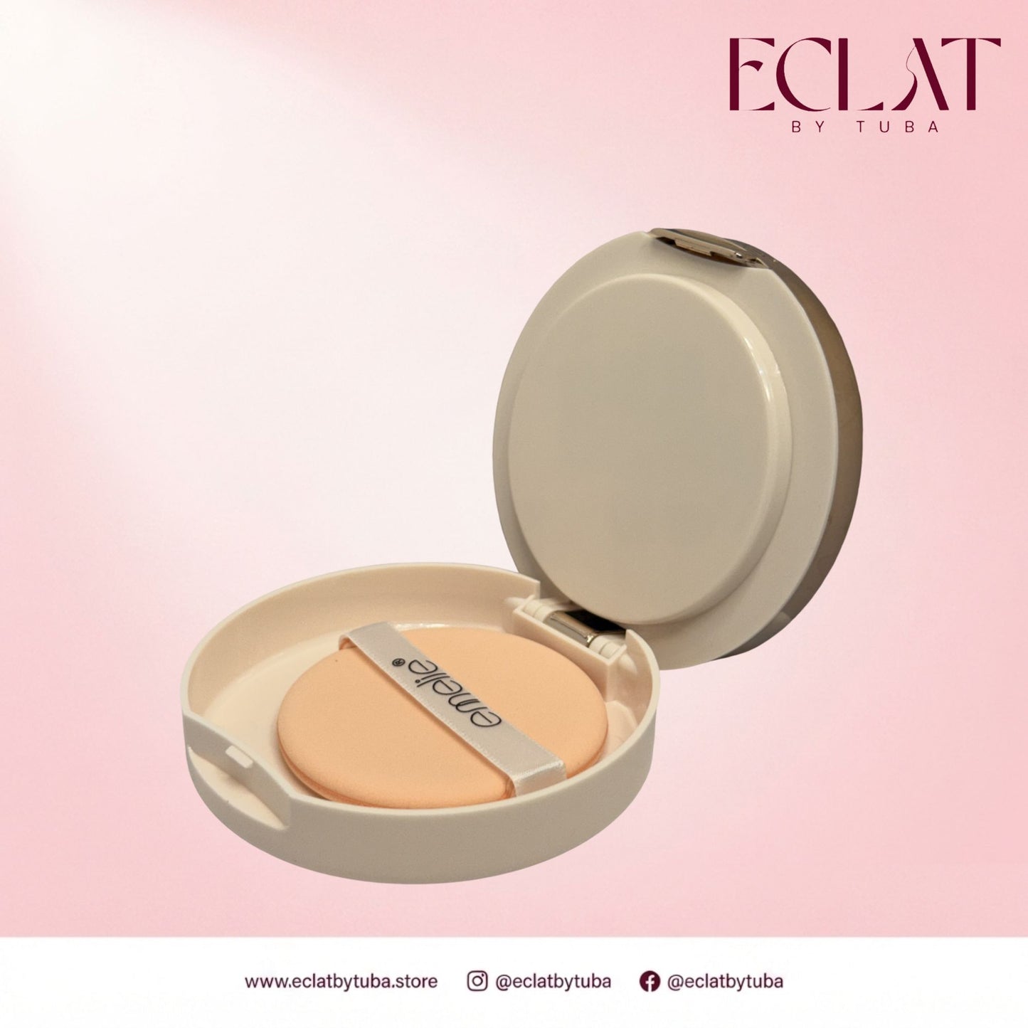 Emelie Matte Compact Powder